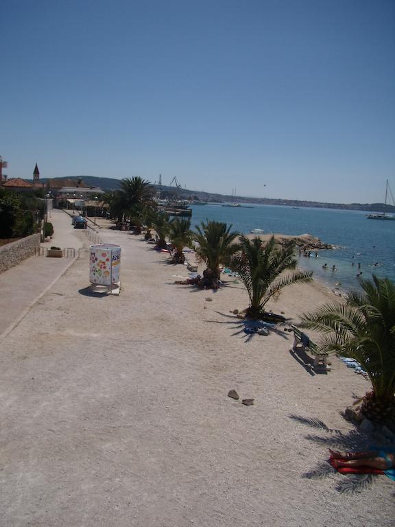Stari Dvori Daire Trogir Oda fotoğraf